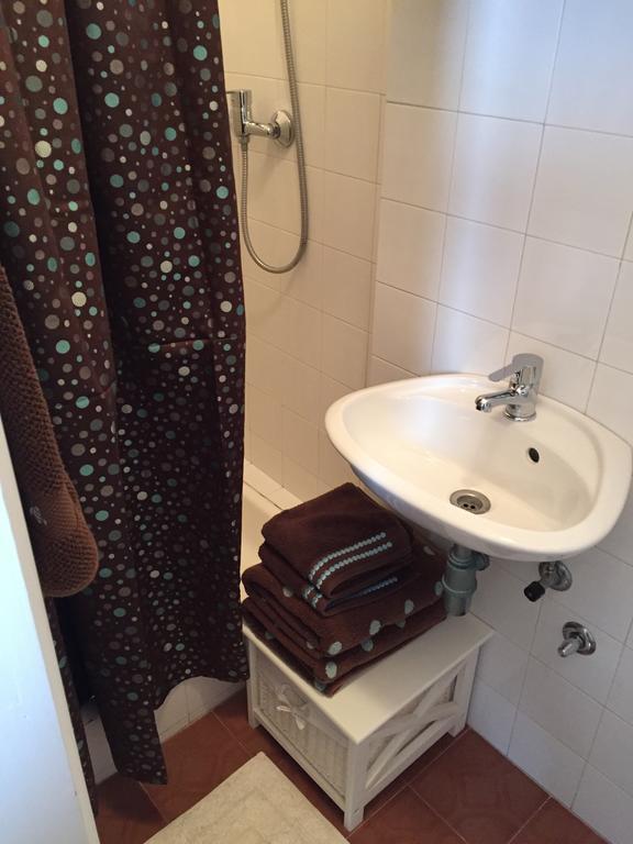 פטרצ'אנה Guest House Punta Grzan חדר תמונה