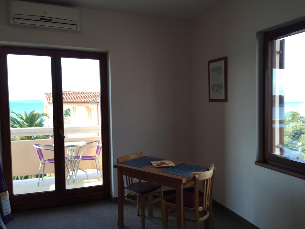 פטרצ'אנה Guest House Punta Grzan חדר תמונה
