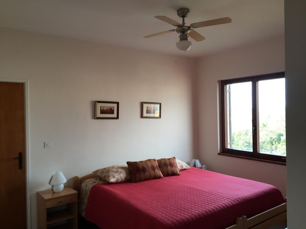 פטרצ'אנה Guest House Punta Grzan חדר תמונה